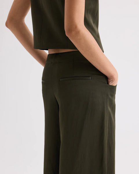 Demie Pant