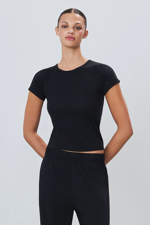 Fitted Crewneck Short Sleeve T-Shirt