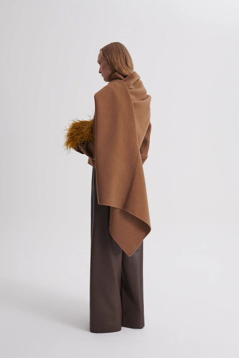 Scanlan Theodore Cape Scarf – Camel