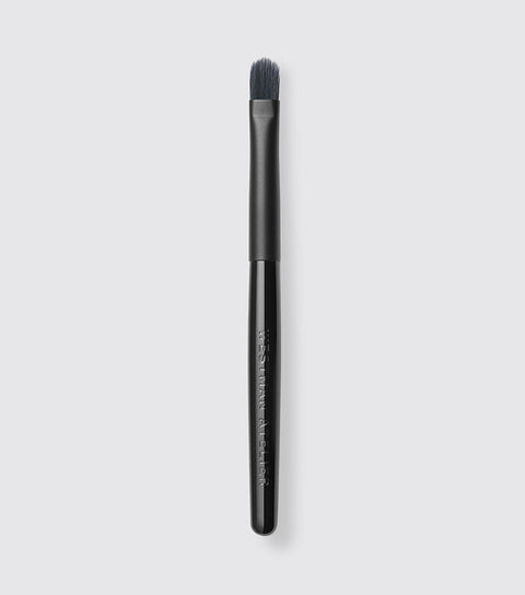 Lip brush