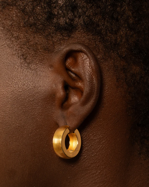 Medium Aurelia Round Hoops